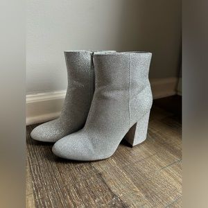 Women’s Silver Glitter Boot Heel, Size: 7